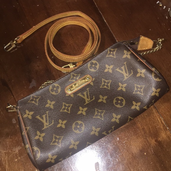 Authentic Louis Vuitton Eva Clutch - Picture 13 of 15